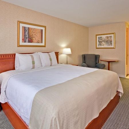 Holiday Inn Montreal Midtown Quarto foto