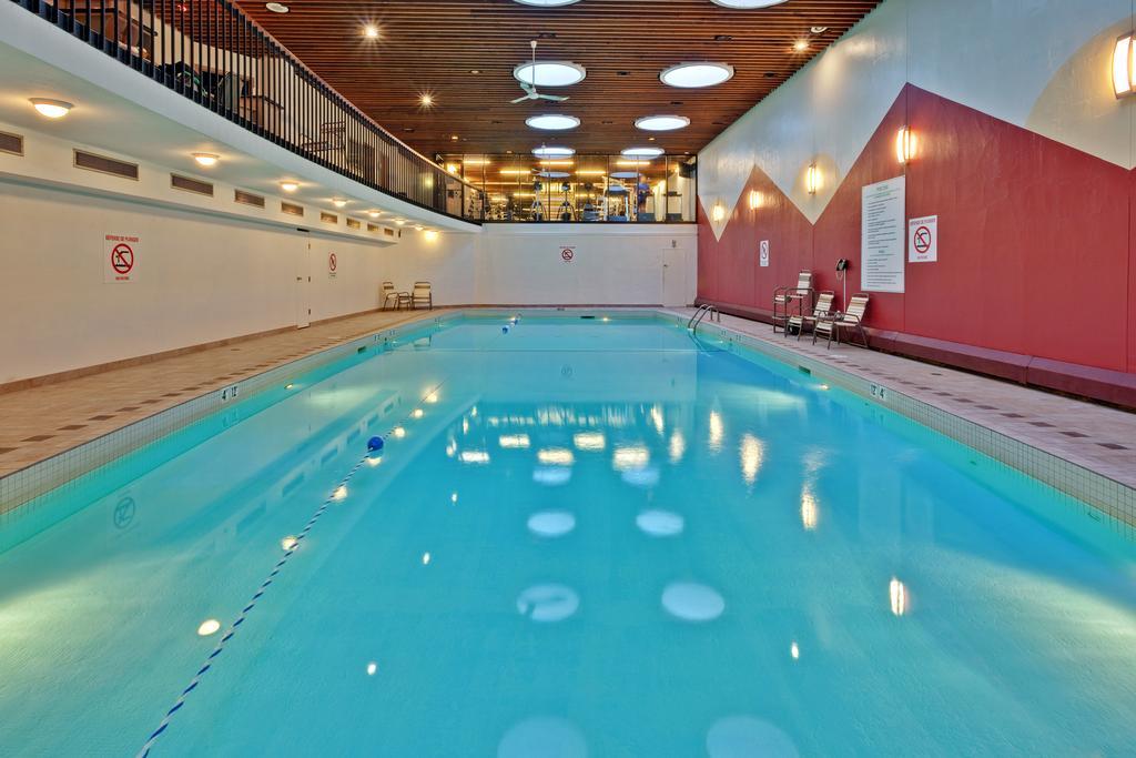 Holiday Inn Montreal Midtown Instalações foto